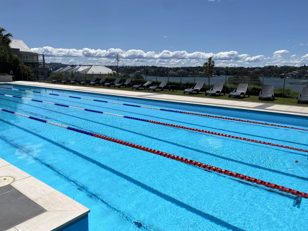 commercial pool maintenance